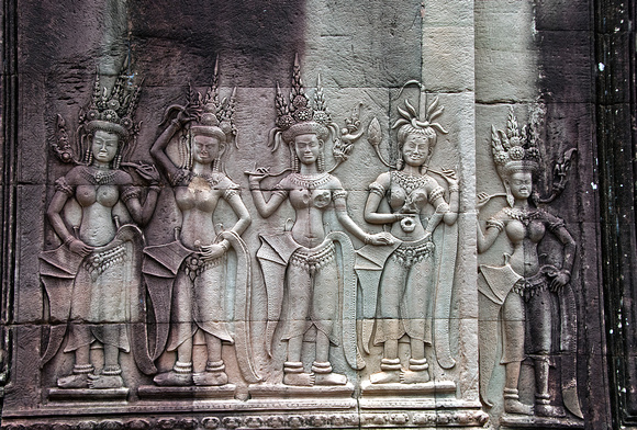 Aspara with head dresses at Angkor
