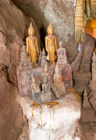 Buddhas at Pak Ou Cave