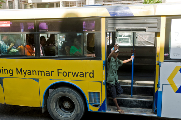 Myanmar Bus