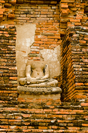 Headless Buddha in the Old Palace