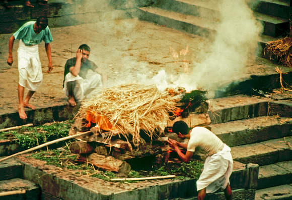 Cremation at Pashupatinath
