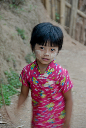Burmese refugee girl