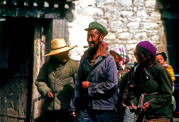 Tibetans in Lhasa